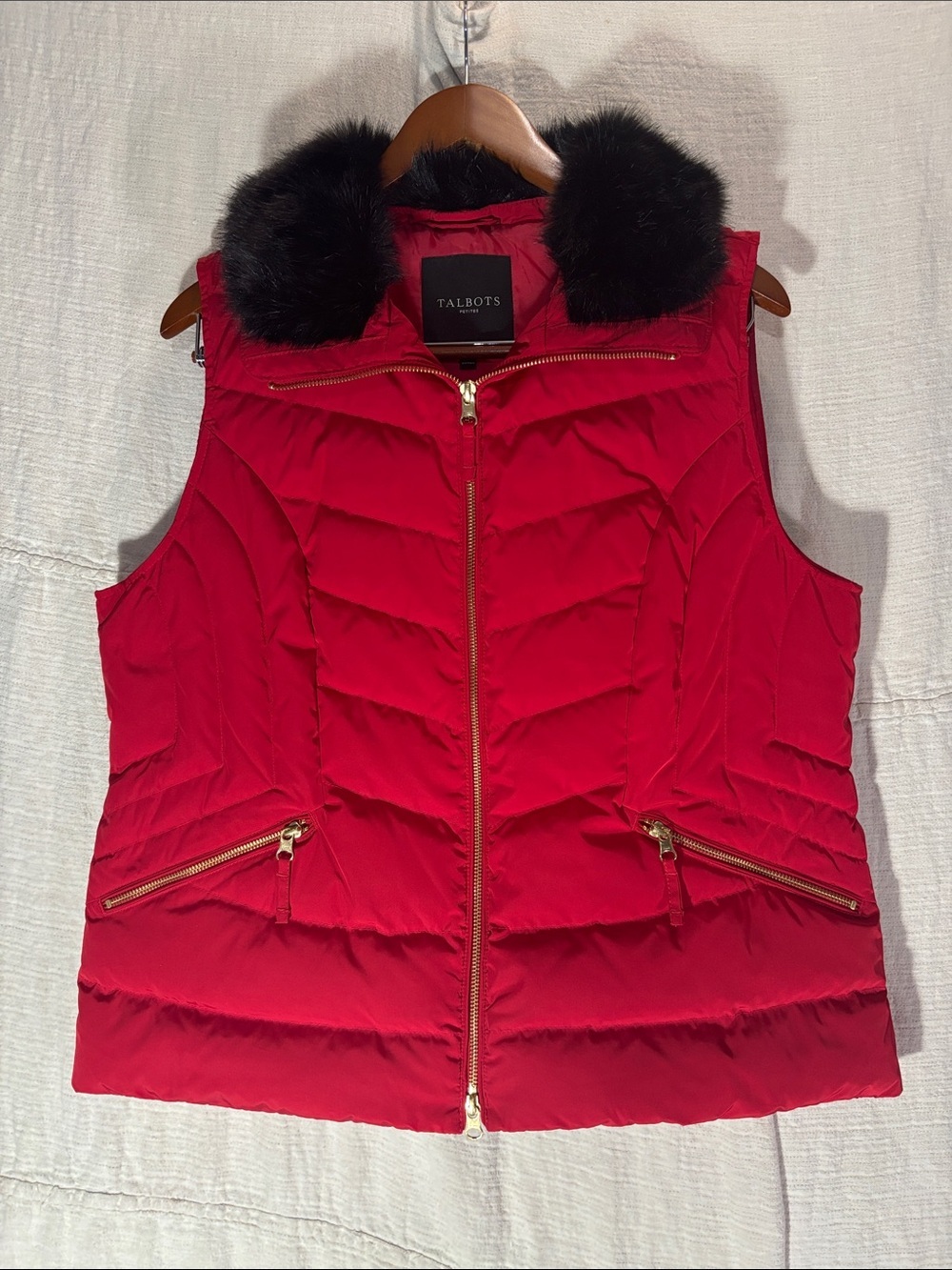 Talbots Red Down Puffer Vest Removable Black Faux Fur Collar XLP Like New